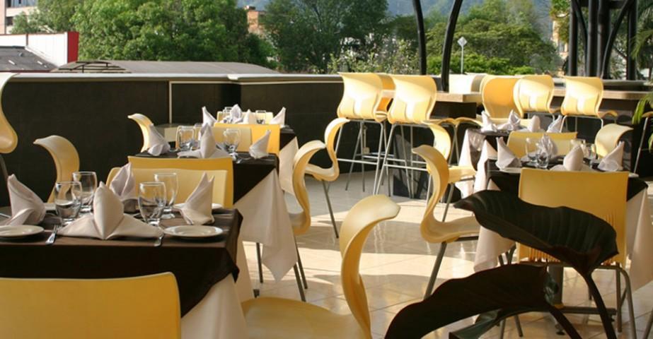 Luxor Plaza Hotel Pereira Kültér fotó