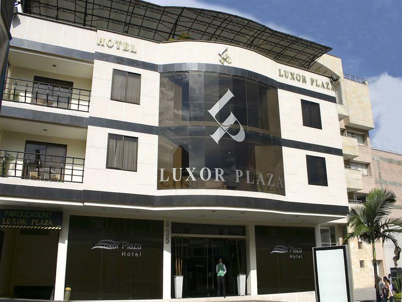 Luxor Plaza Hotel Pereira Kültér fotó